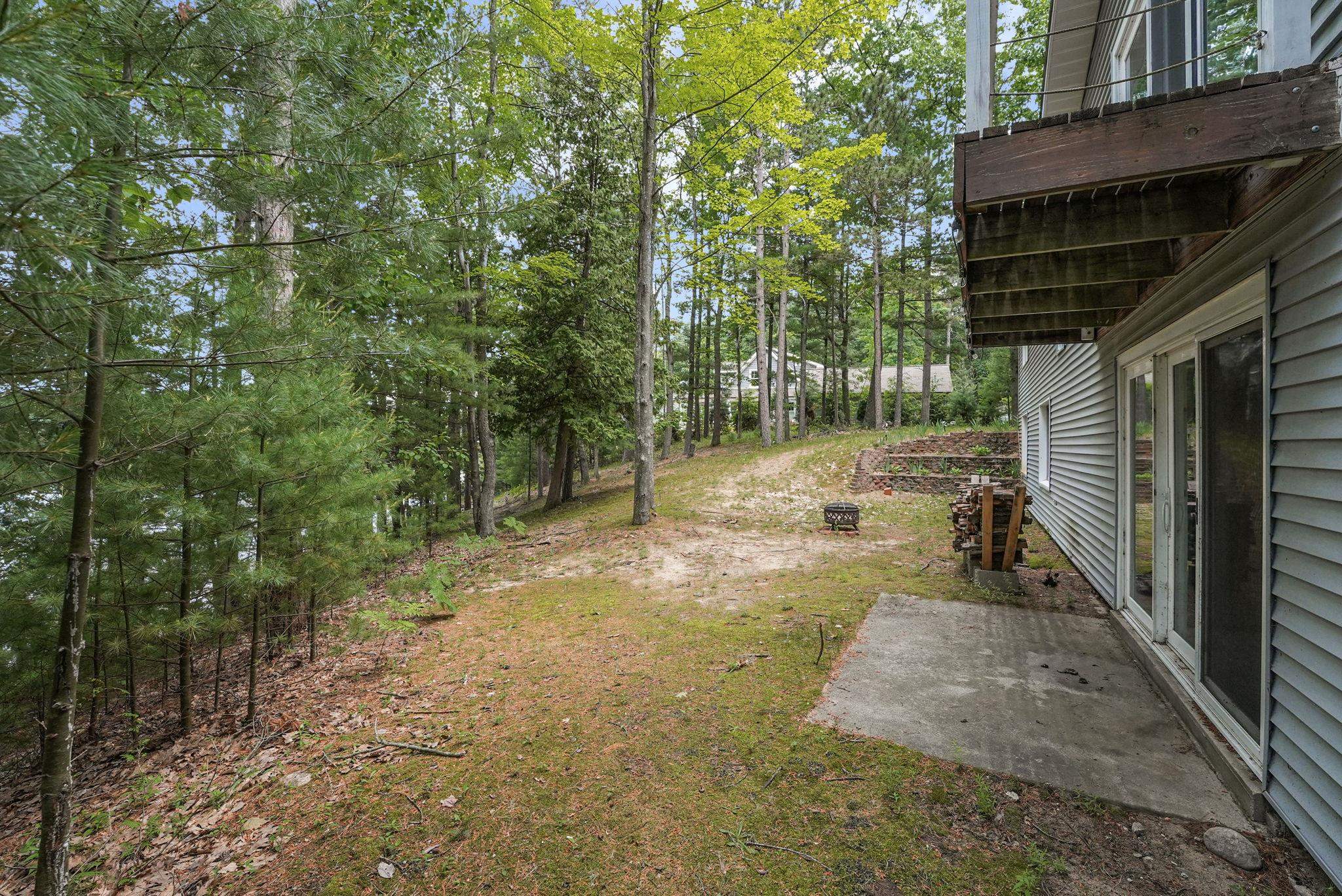 21 High Lake Road Traverse City, MI 49696 - Photo 26 of 57 1949263-0365c53f-c55c-4f66-bc9c-2eb9952e96c9.JPG