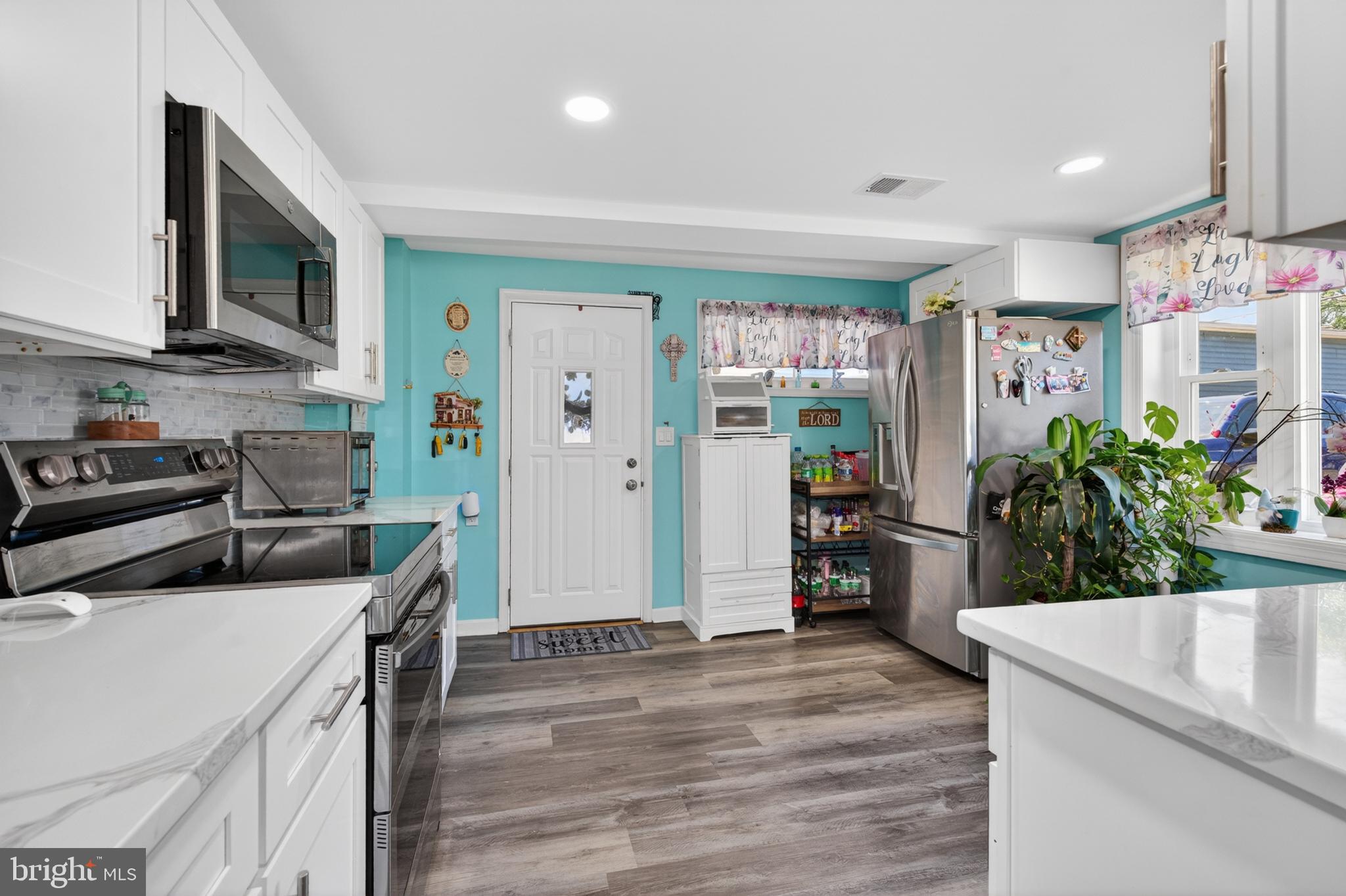 6704 River Drive Road Sparrows Point, MD 21219 - Photo 8 of 43
