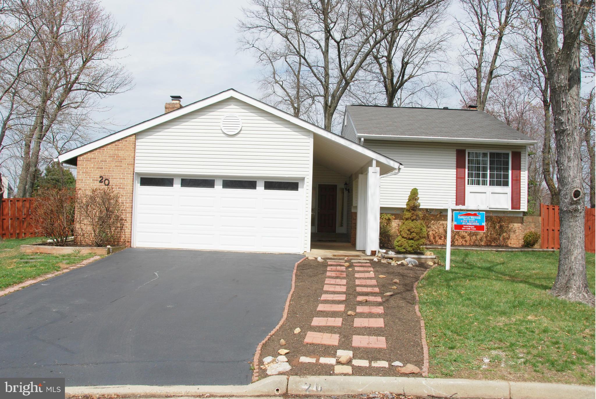 20 Thrush Road Sterling, VA 20164 - Photo 1 of 30 Exterior (Front)