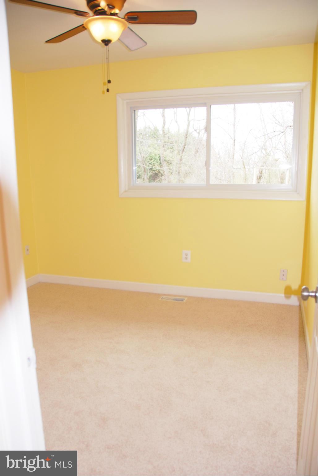 20 Thrush Road Sterling, VA 20164 - Photo 13 of 30 Bedroom