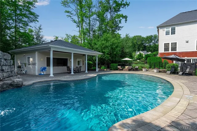 $1,999,999 | 35 Redbrick Road, Orchard Park, NY 14127