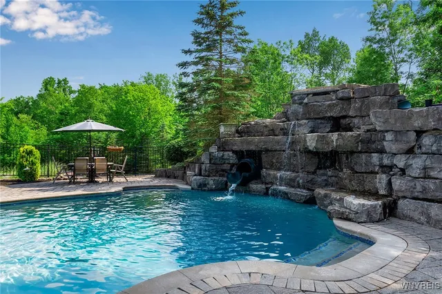 $1,999,999 | 35 Redbrick Road, Orchard Park, NY 14127