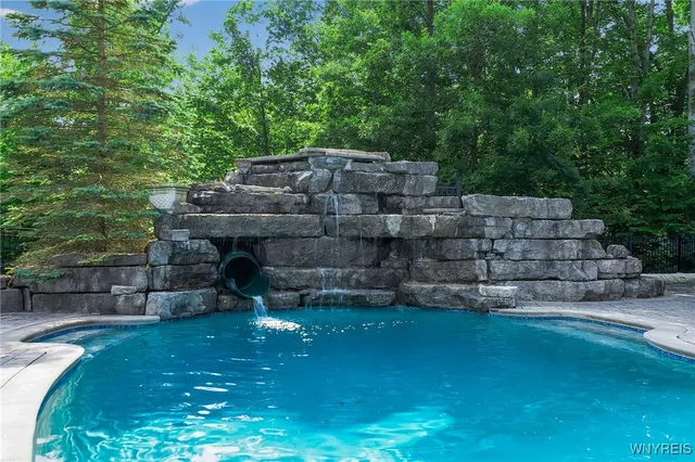 $1,999,999 | 35 Redbrick Road, Orchard Park, NY 14127