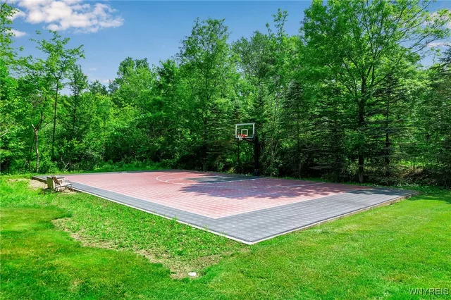 $1,999,999 | 35 Redbrick Road, Orchard Park, NY 14127