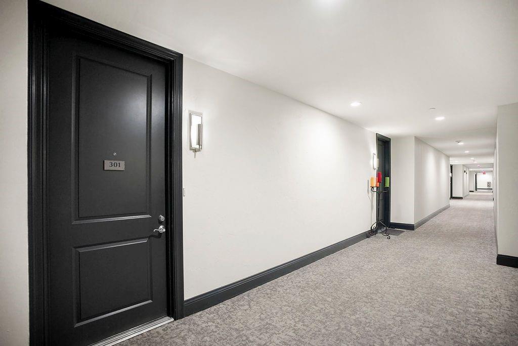 10531 Mission Road, Unit 301 Leawood, KS 66206 - Photo 25 of 29