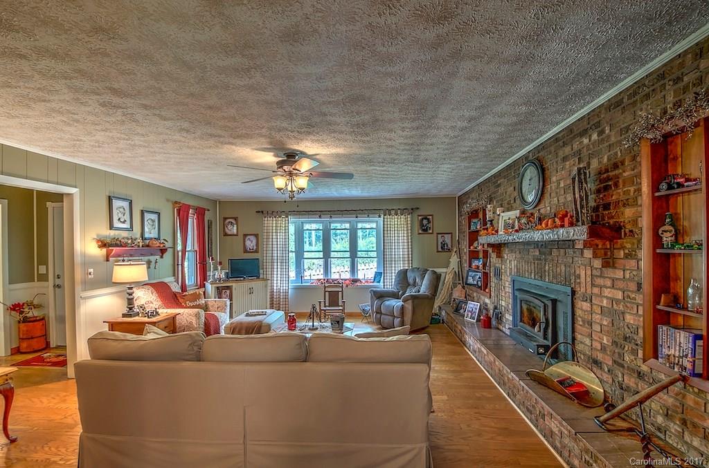 768 Odoms Chapel Road Bakersville, NC 28705 - Photo 6 of 24 Gallery Image 6