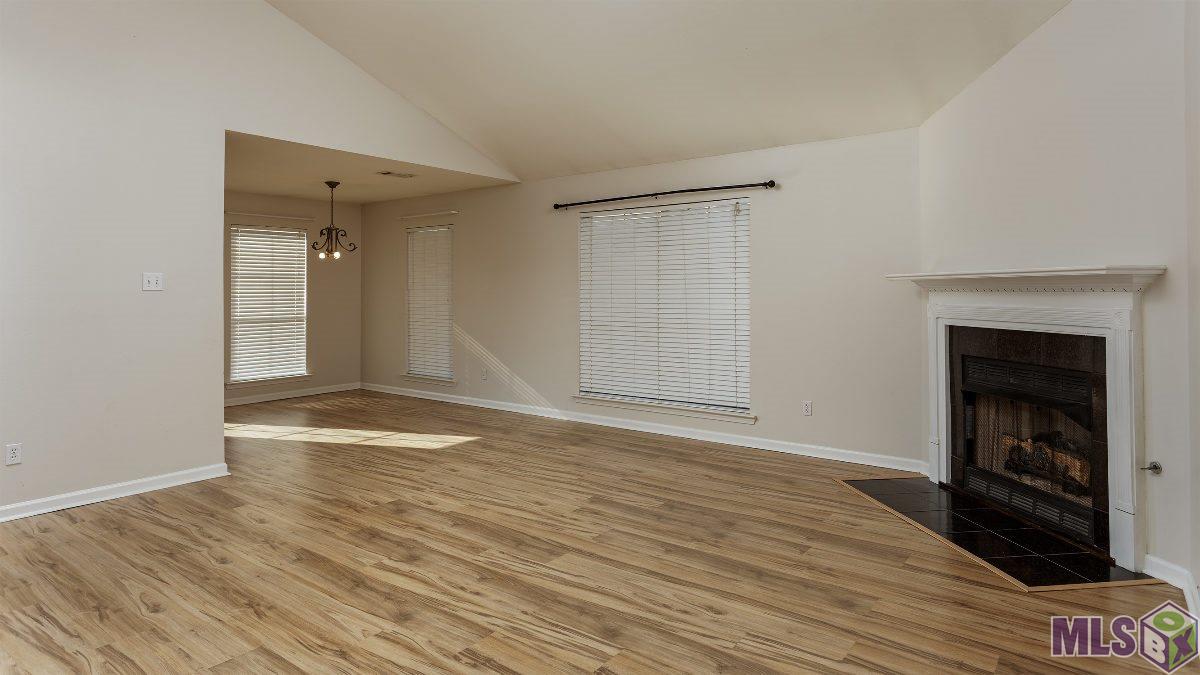 26309 Holly Ridge Drive Denham Springs, LA 70726 - Photo 2 of 9