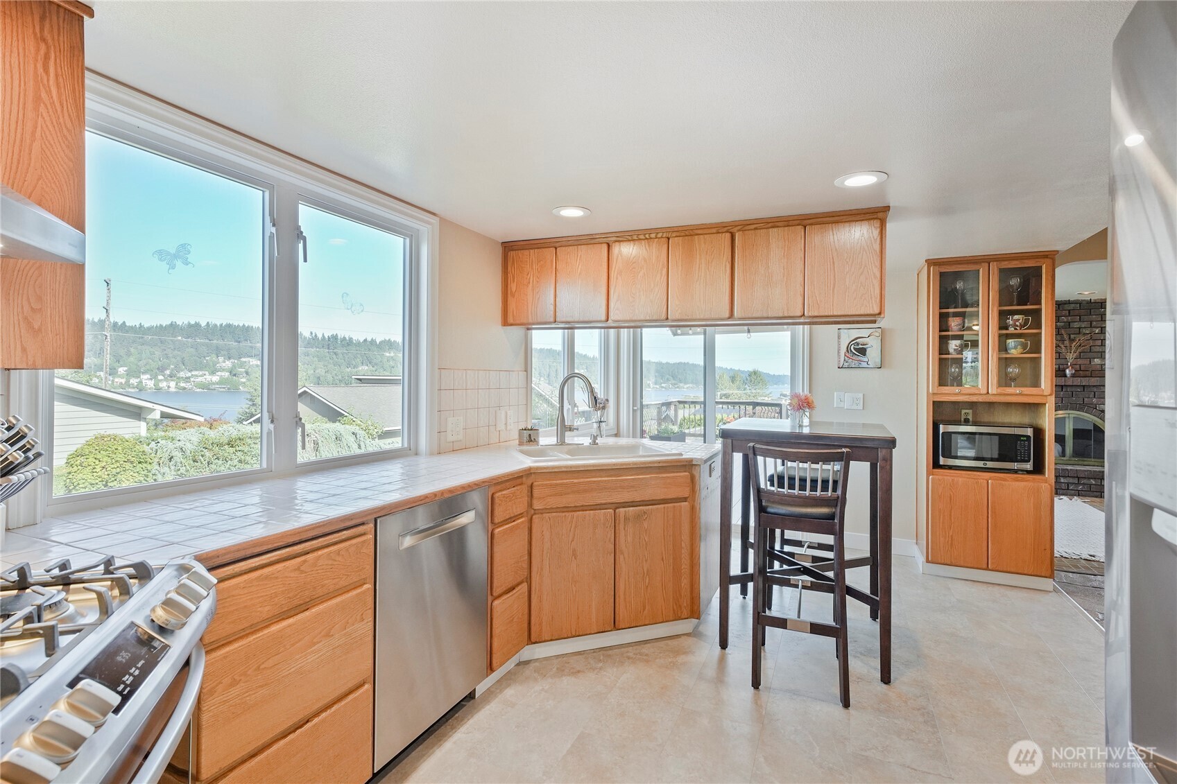 1112 North 38th Street Renton, WA 98056 - Photo 10 of 37 Gallery Image 10