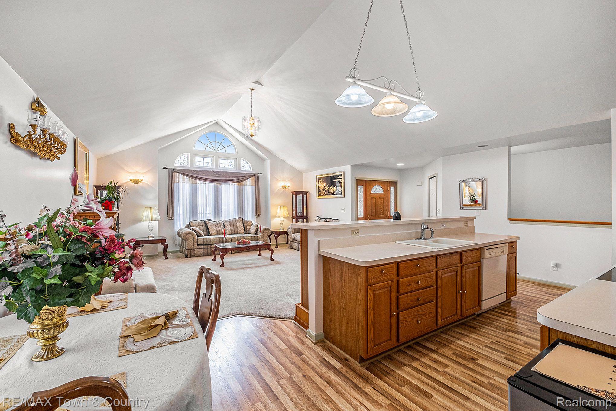6300 East River Road Flushing, MI 48433 - Photo 14 of 30 Gallery Image 14