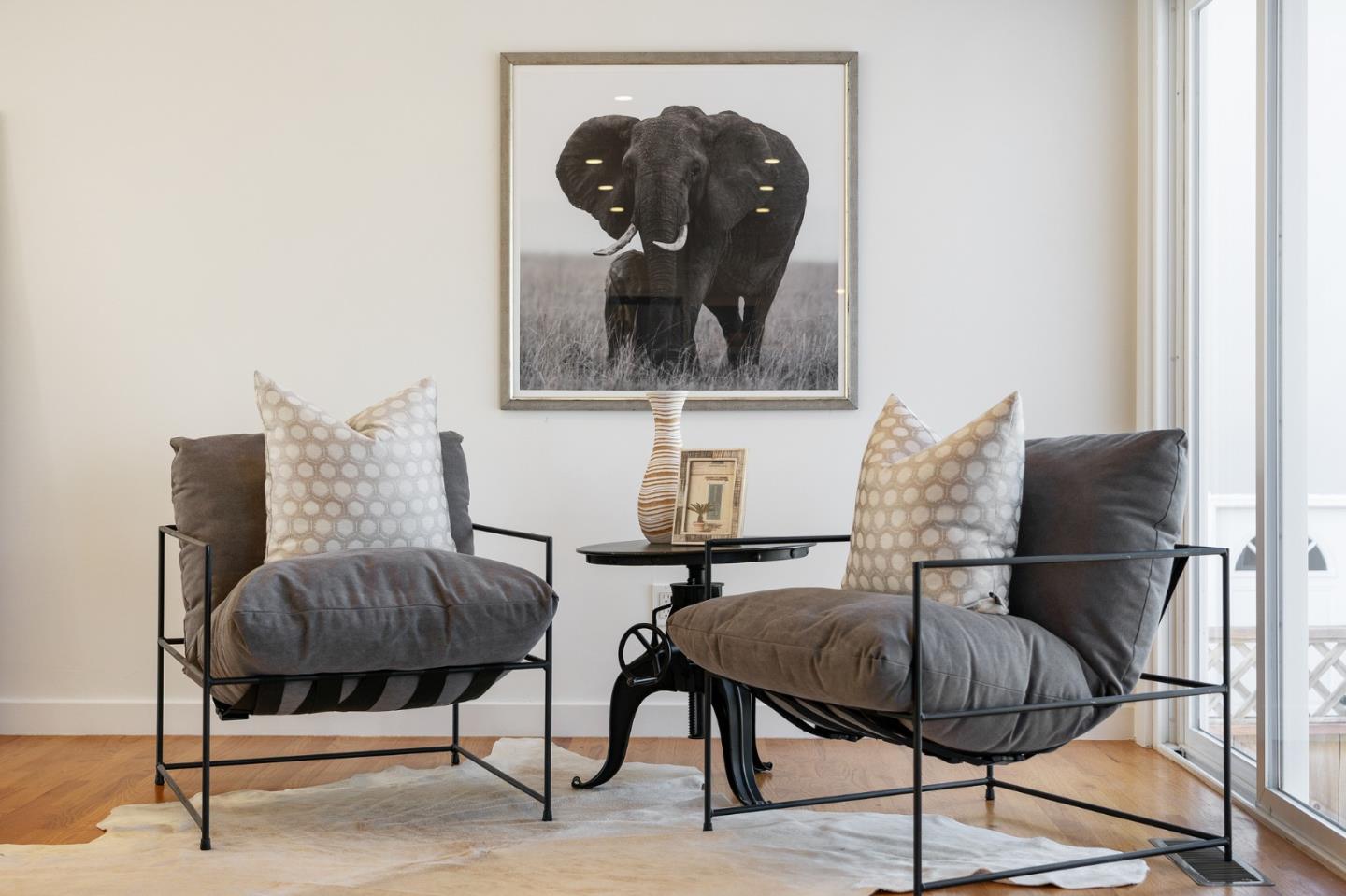 1150 Elmwood Drive Millbrae, CA 94030 - Photo 10 of 46 a living room with furniture