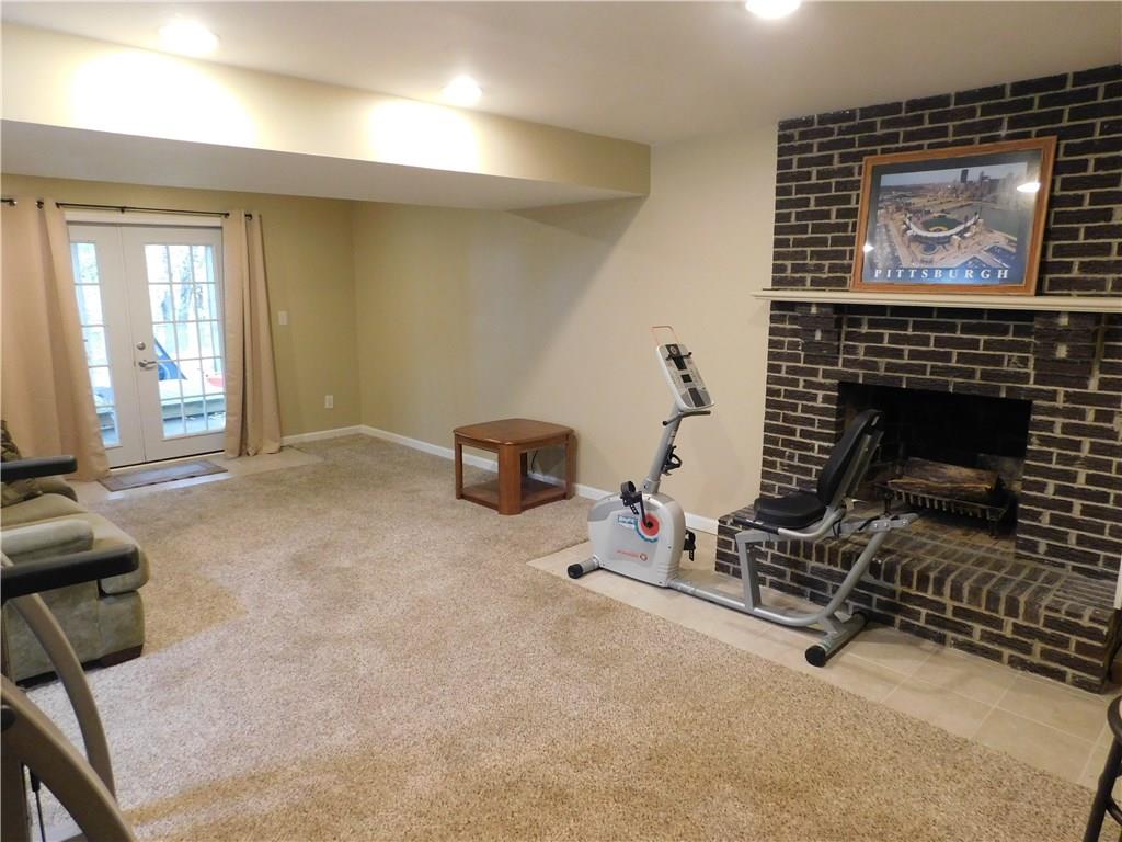 106 Blackshire Road Butler, PA 16001 - Photo 11 of 14 Gallery Image 11