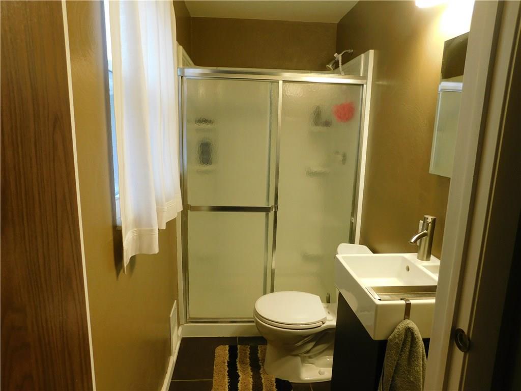 106 Blackshire Road Butler, PA 16001 - Photo 8 of 14 Gallery Image 8