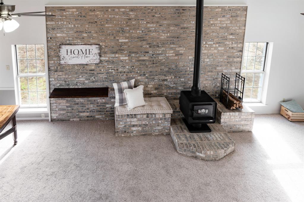 374 County Road Paris, TX 75462 - Photo 8 of 38