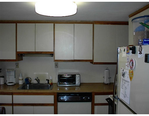 37 Dietz Road Boston, MA 02136 - Photo 3 of 11