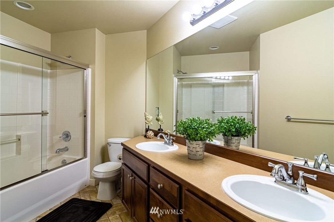 3626 184th Place Southeast Bothell, WA 98012 - Photo 18 of 38 Gallery Image 18