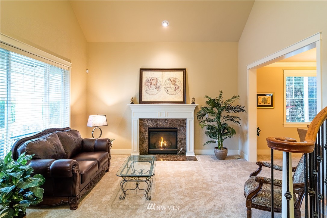 3626 184th Place Southeast Bothell, WA 98012 - Photo 6 of 38 Gallery Image 6