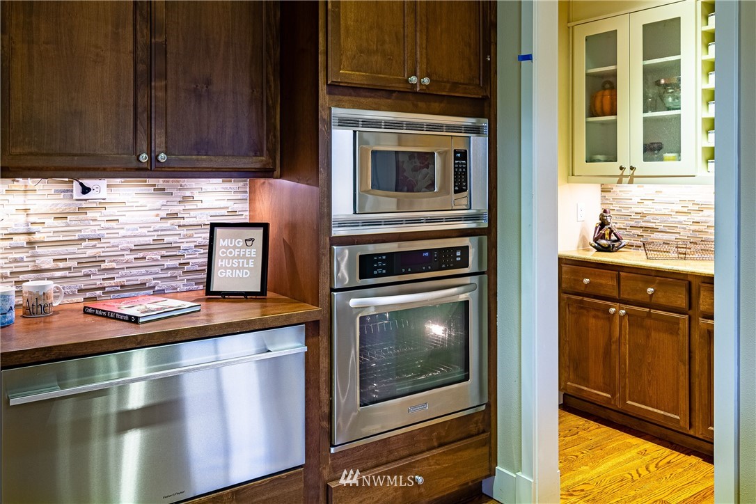 3626 184th Place Southeast Bothell, WA 98012 - Photo 10 of 38 Gallery Image 10