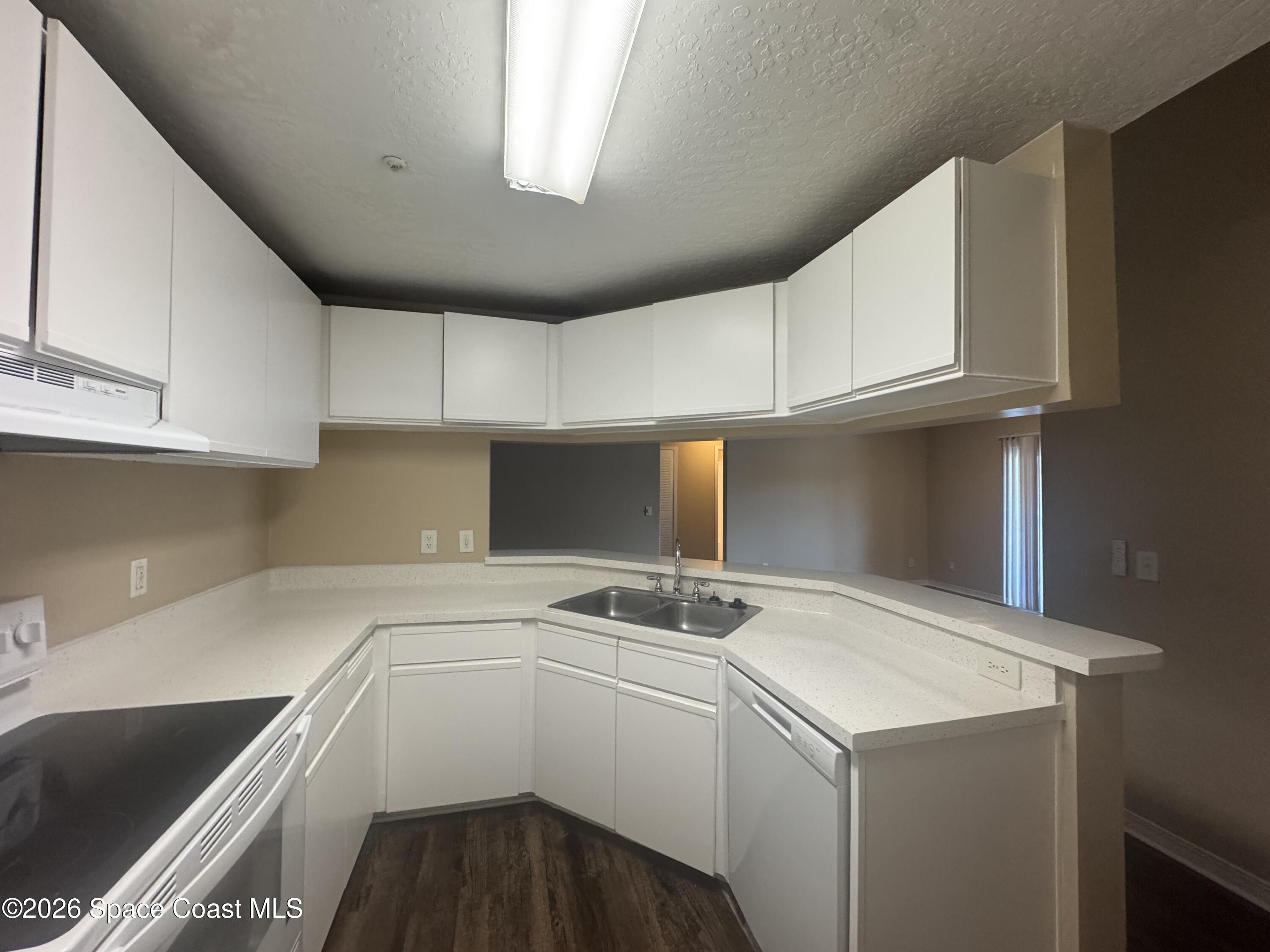 7667 North Wickham Road, Unit 1415 Melbourne, FL 32940 - Photo 6 of 23 IMG_7481