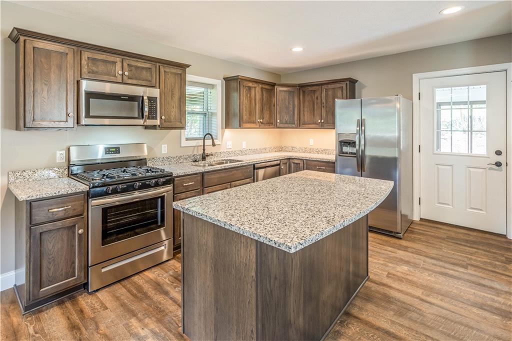 60 Lindley Road Canonsburg, PA 15317 - Photo 5 of 23 Gallery Image 5