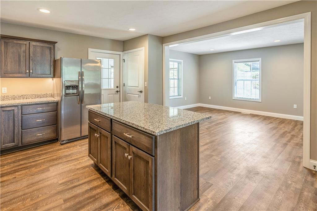 60 Lindley Road Canonsburg, PA 15317 - Photo 6 of 23 Gallery Image 6