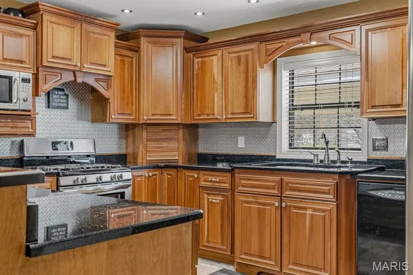 $229,000 | 802 Beckwith Avenue, Caruthersville, MO 63830