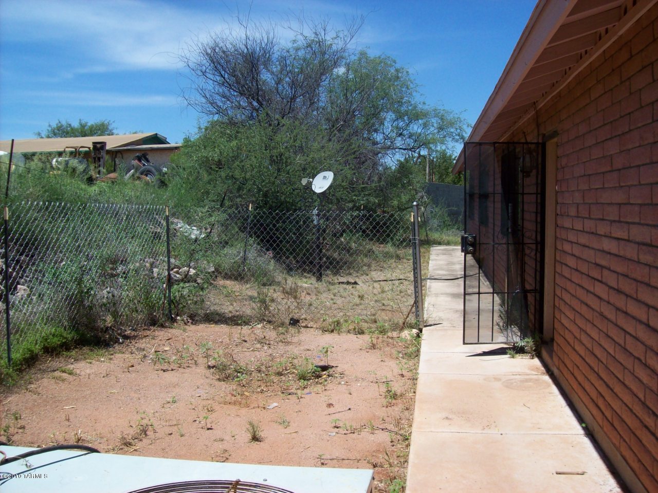 894 Frijol Court Rio Rico, AZ 85648 - Photo 5 of 5