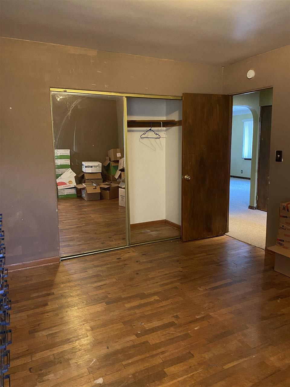 3477 Van Campen Road Flint, MI 48507 - Photo 18 of 31 50028401-17.JPG