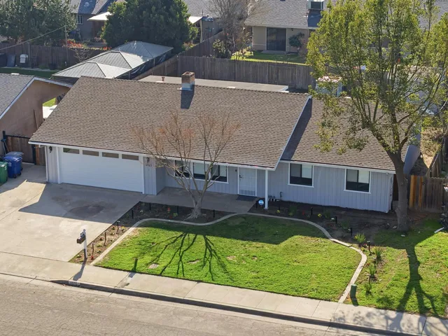 $429,500 | 1405 Huntsman Avenue, Selma, CA 93662