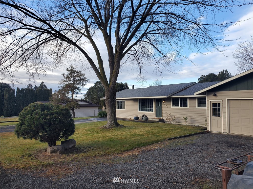 1004 South Sundance Road Othello, WA 99344 - Photo 2 of 37