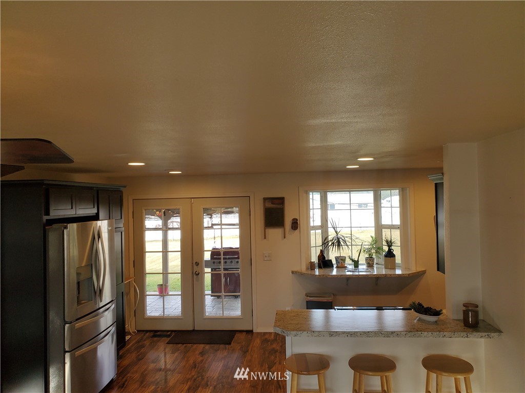 1004 South Sundance Road Othello, WA 99344 - Photo 6 of 37