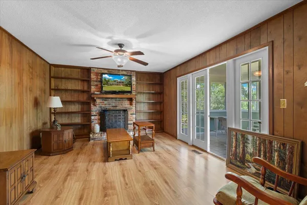 $459,000 | 324 Northeast Fraleigh Drive, Madison, FL 32340