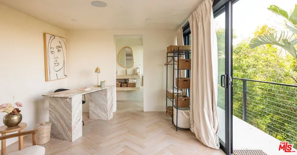 $19,995 | 3382 Scadlock Lane, Sherman Oaks, CA 91403