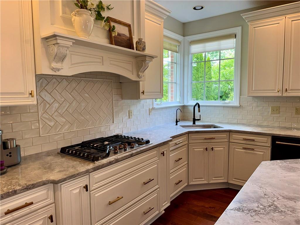 1817 Constitution Boulevard Valencia, PA 16059 - Photo 15 of 50
