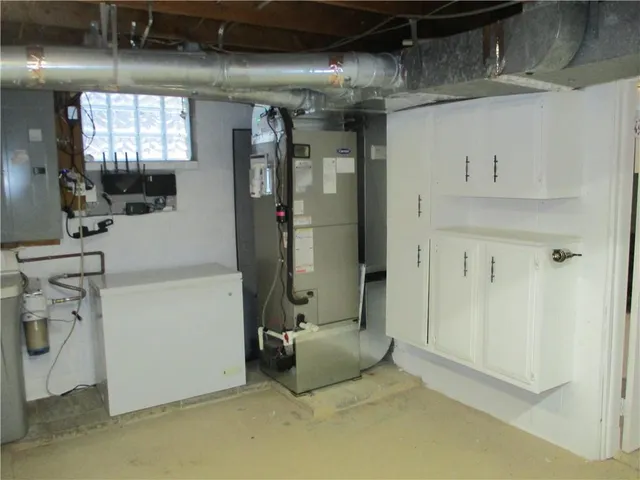 a view of a storage & utility room