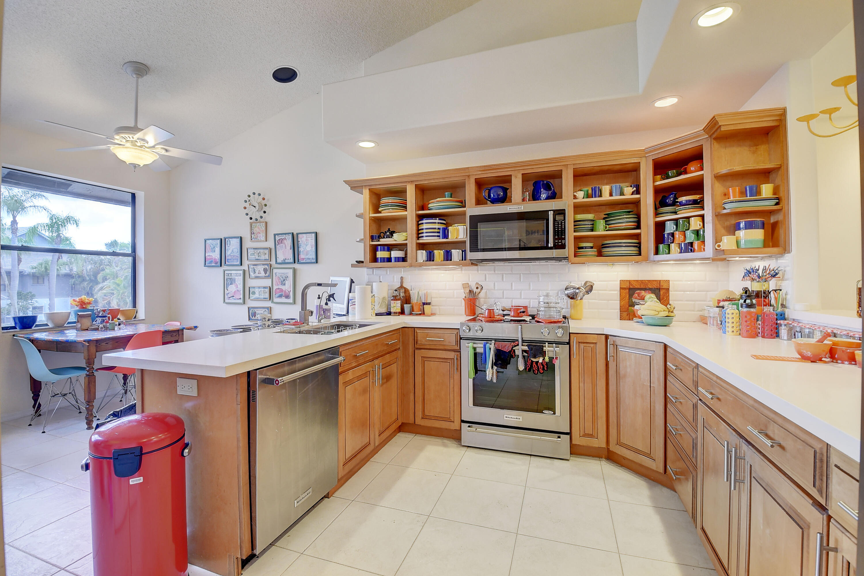 21175 Clubside Drive, Unit C Boca Raton, FL 33434 - Photo 5 of 93 17_dt (321)_2)_3)_4)_5)