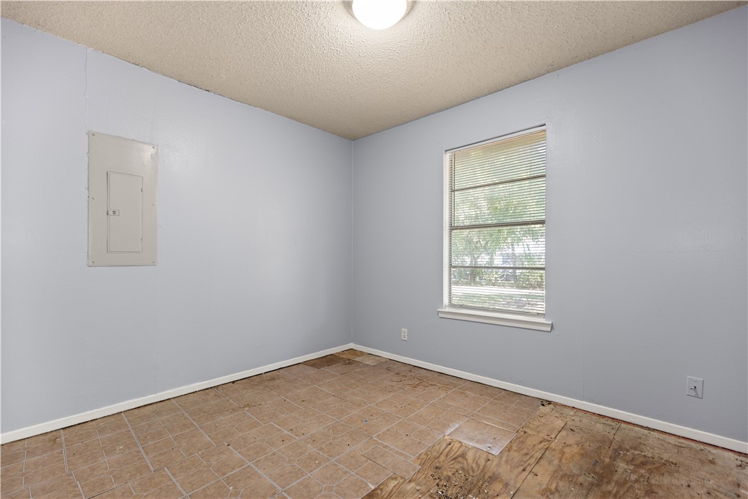 4212 Knoll Drive Waco, TX 76708 - Photo 14 of 21