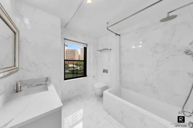 $1,299,000 | 264 East Broadway, Unit C405 | Lower East Side
