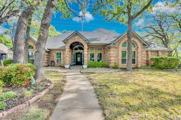 $585,000 | 1401 Sweetgum Circle, Keller, TX 76248