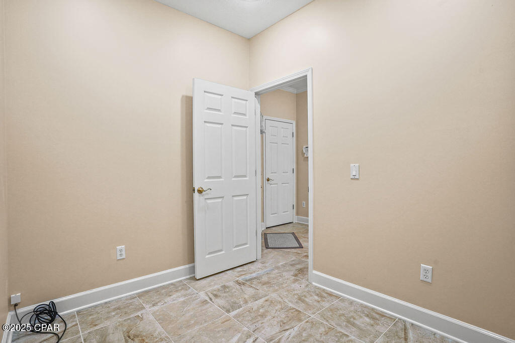 1421 Gainer Road Chipley, FL 32428 - Photo 38 of 57