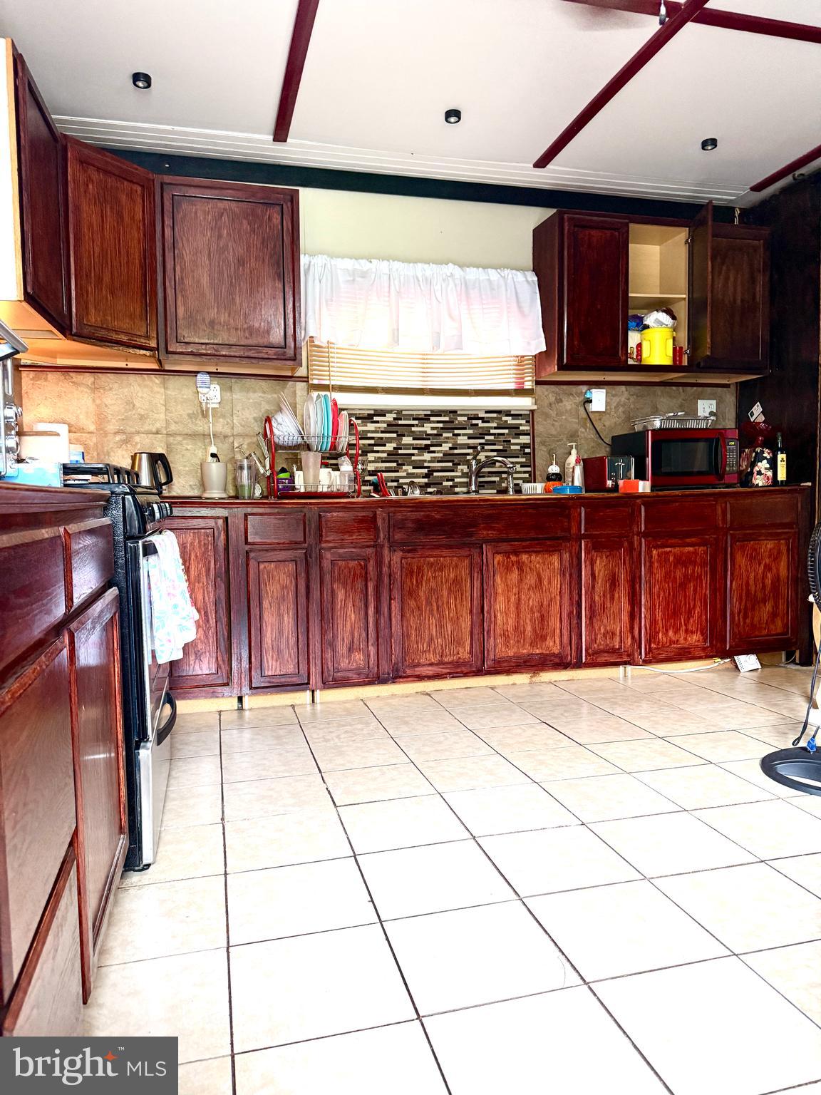 906 Washington Avenue Croydon, PA 19021 - Photo 6 of 19