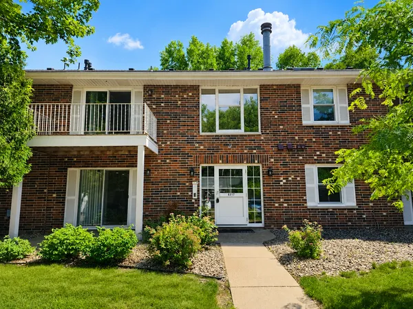 $199,700 | 6317 Alderwood Bay, Unit A, Woodbury, MN 55125