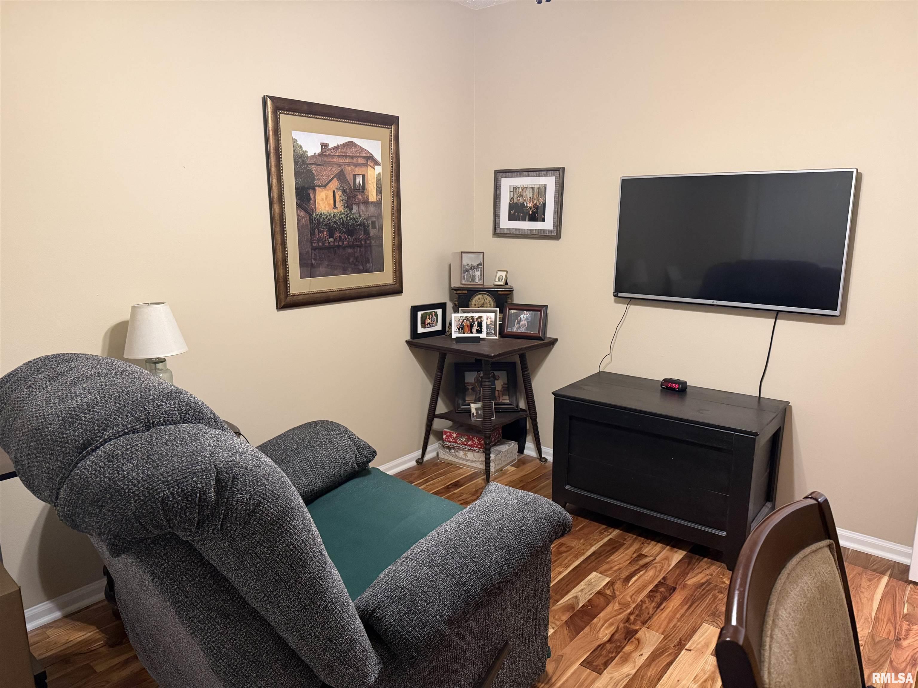 1064 Willow Road Macomb, IL 61455 - Photo 29 of 35