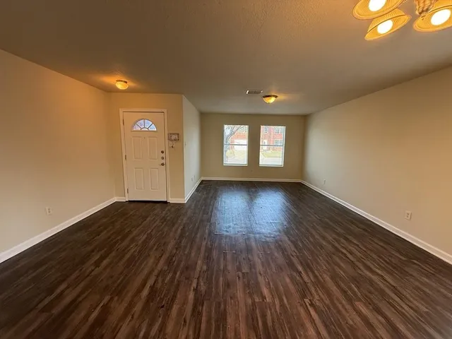 $2,495 | 2805 Hillside Drive, Mesquite, TX 75149