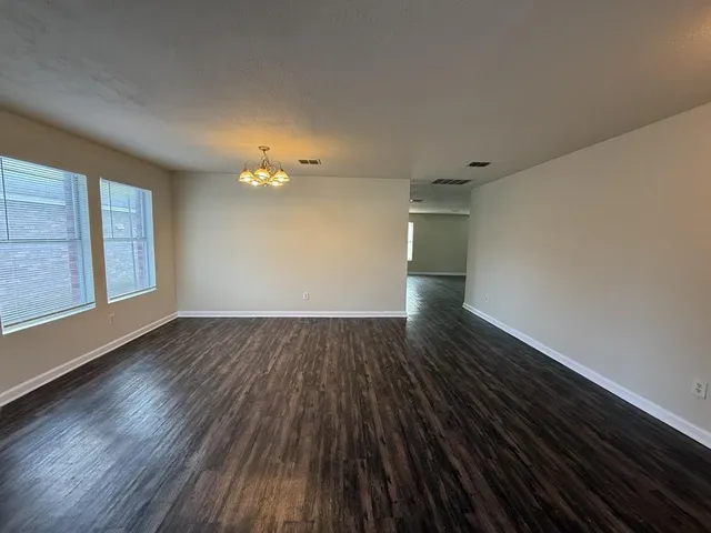 $2,495 | 2805 Hillside Drive, Mesquite, TX 75149