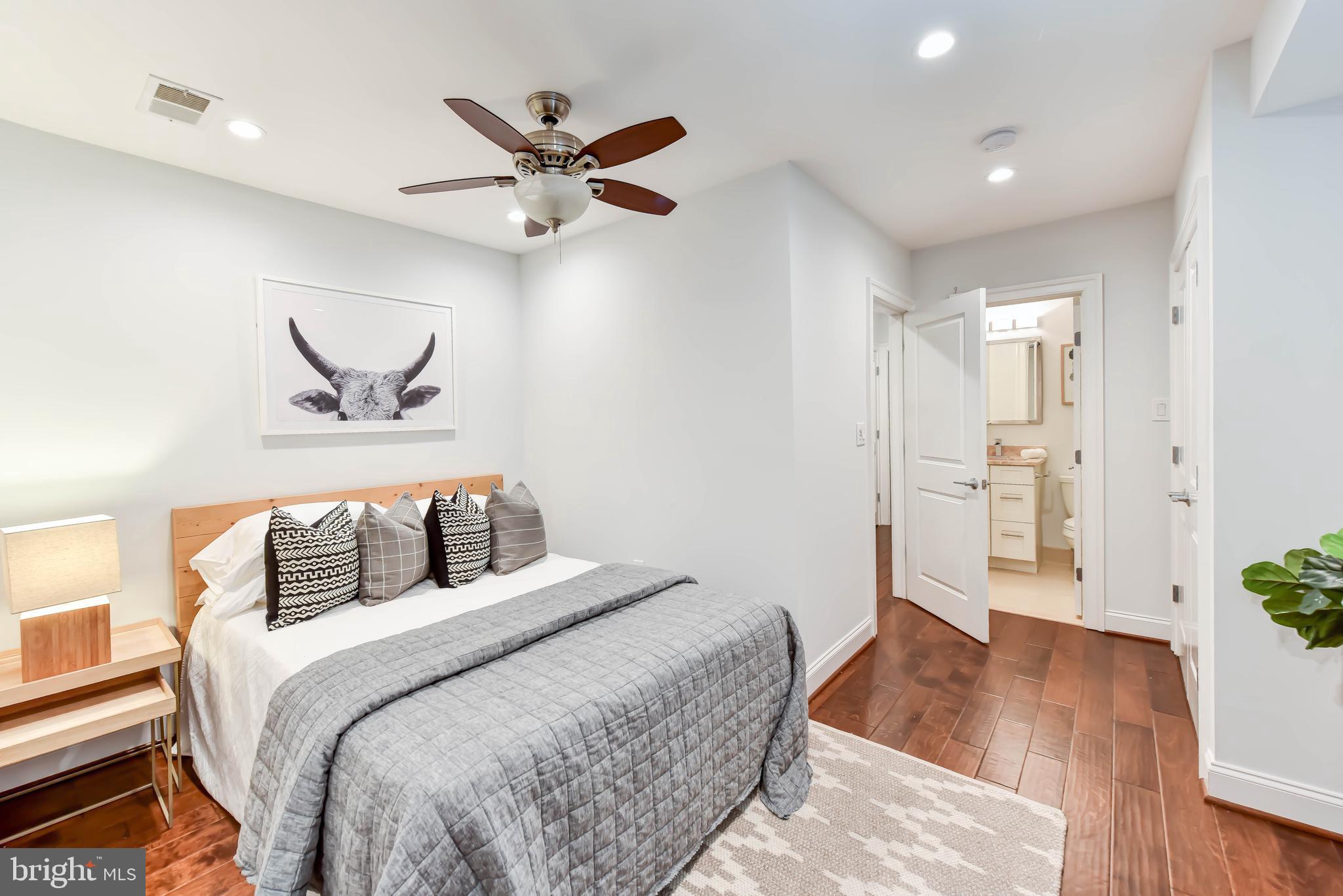 149 T Street Northwest, Unit 1 Washington, DC 20001 - Photo 18 of 23