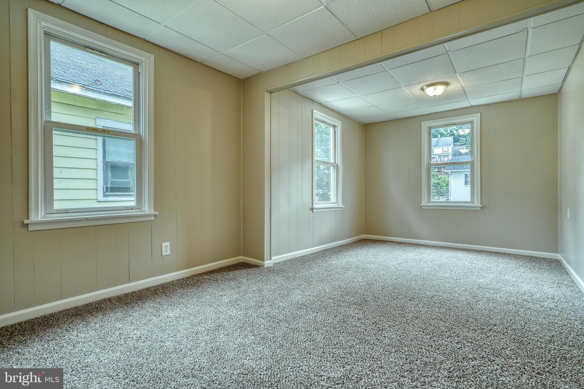 702 Main Street Delta, PA 17314 - Photo 16 of 27 Gallery Image 16