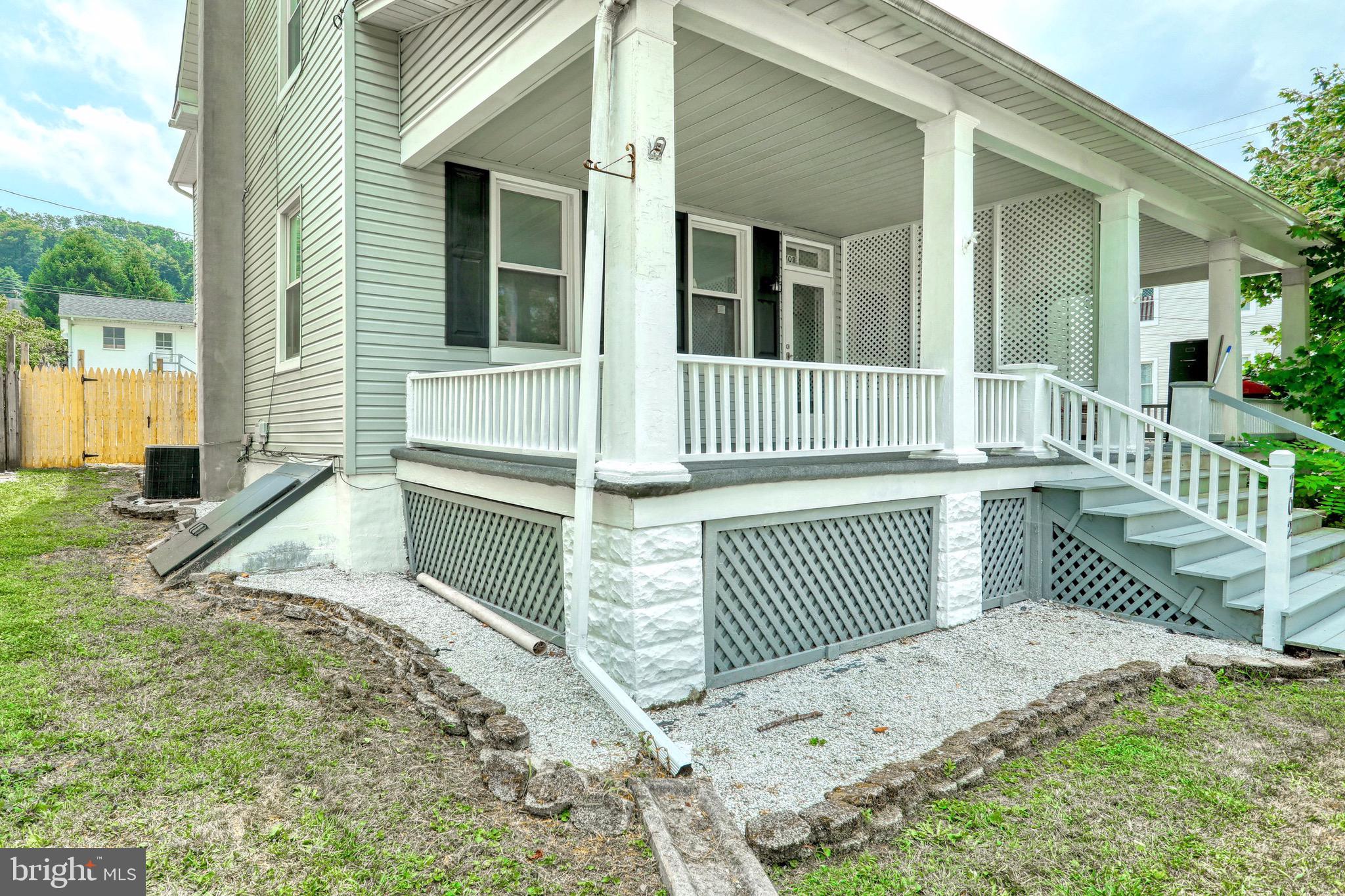 702 Main Street Delta, PA 17314 - Photo 3 of 27 Gallery Image 3