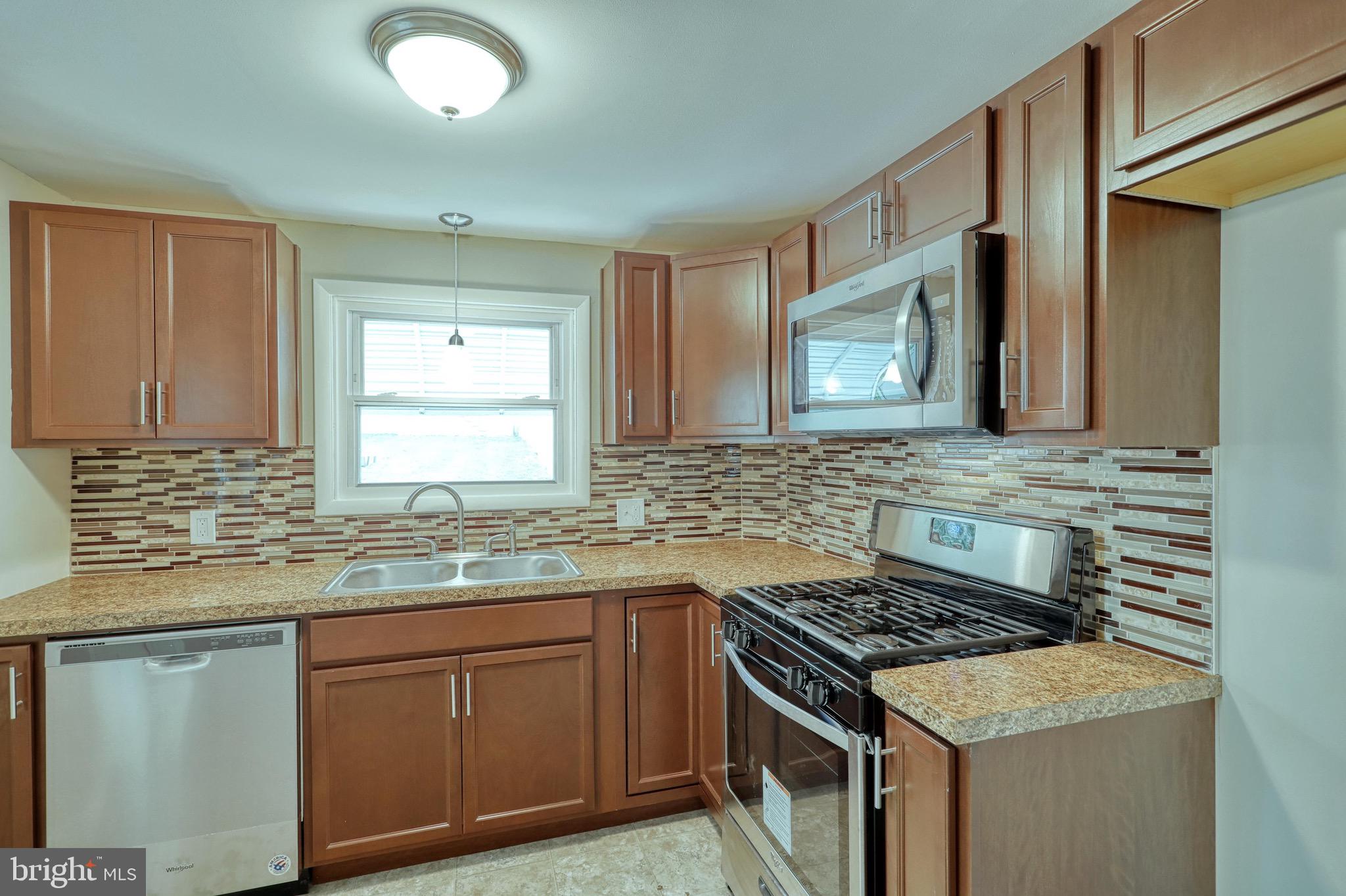 702 Main Street Delta, PA 17314 - Photo 10 of 27 Gallery Image 10