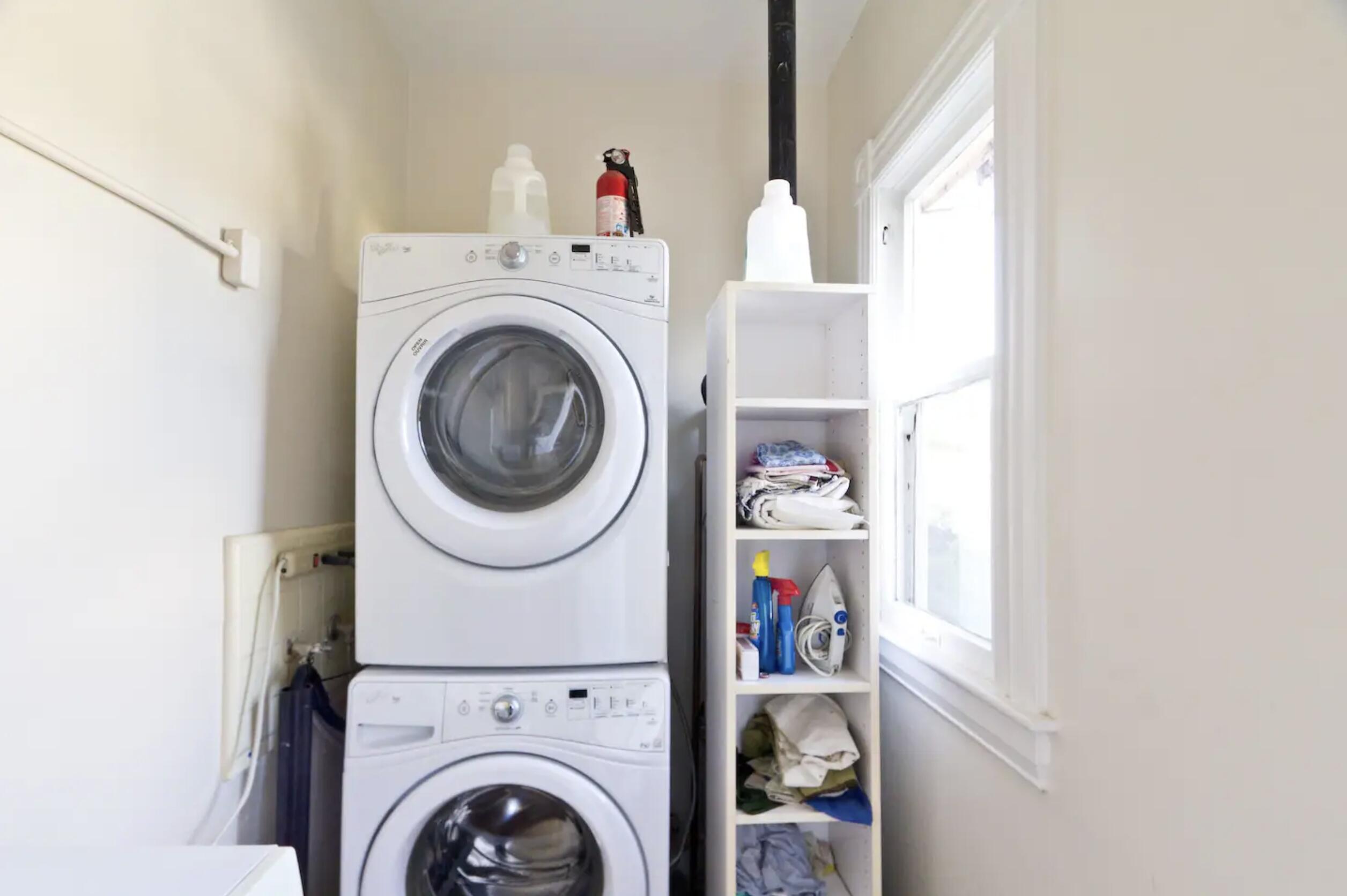 1608 Bath Street Santa Barbara, CA 93101 - Photo 11 of 15 a utility room with dryer and washer