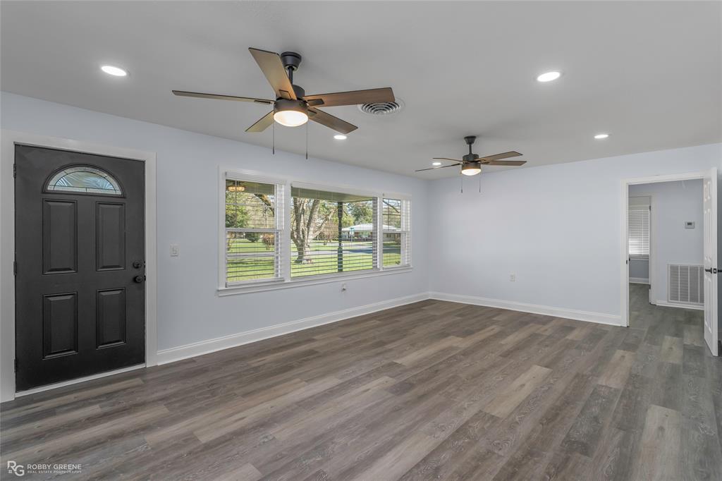 507 South Middle Landing Road Minden, LA 71055 - Photo 7 of 26